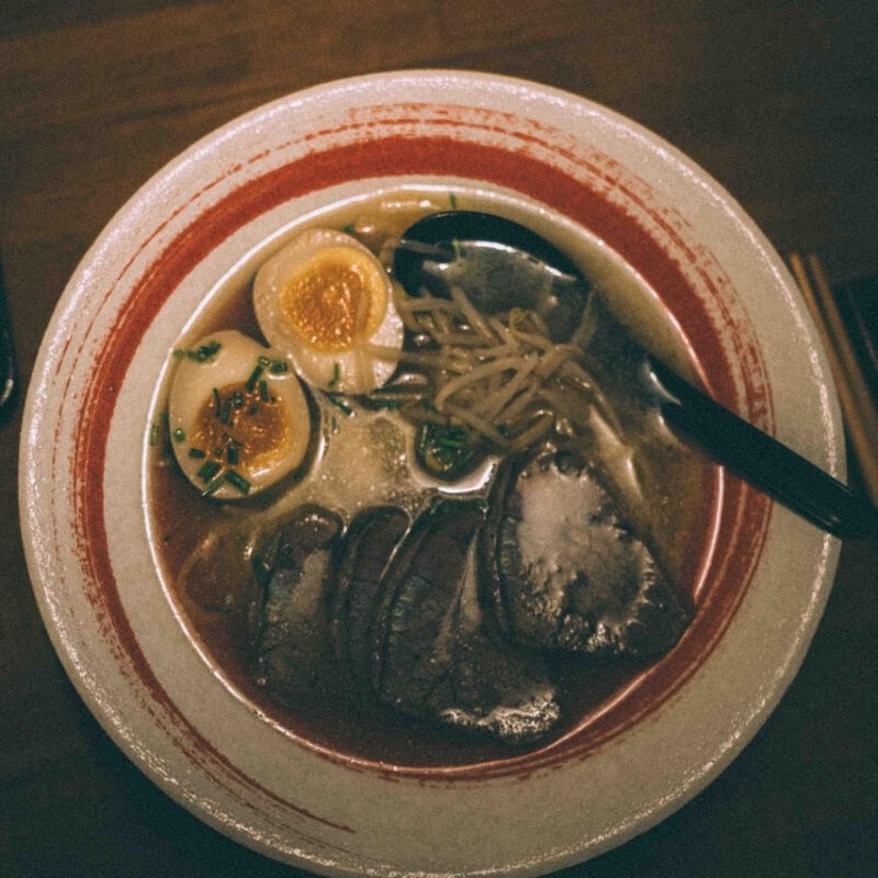 Ramen Nr. 9 mit Rindfleisch im Restaurant Reiwa in Ludwigshafen