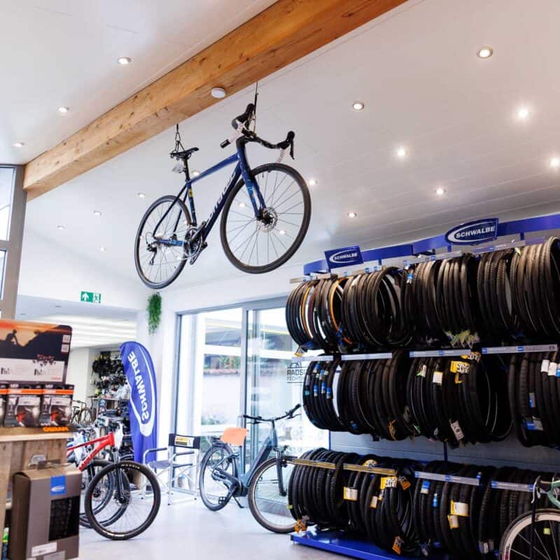Radsport Fecht in Friesenheim Verkaufsraum mit Räder