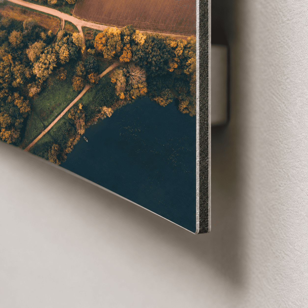 Materialkante · Illustration mit Bruchgold